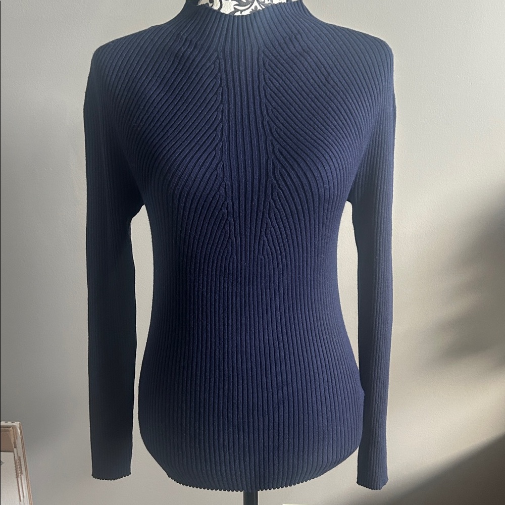 Joseph A Mock Neck Sweater, M